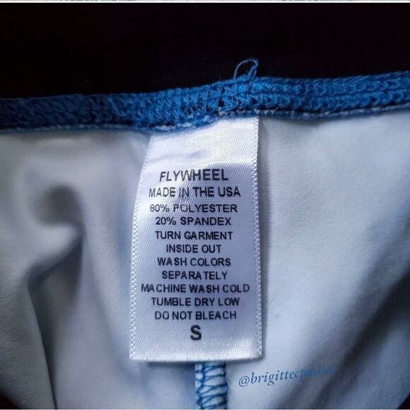 FLYWHEEL Blues/White Print Leggings  - Picture 6 of 6